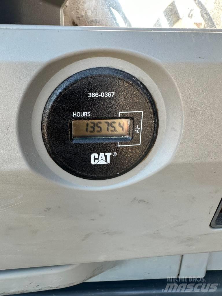 CAT 336 EL H 大型油圧ショベル12t以上（パワーショベル・ユンボ）