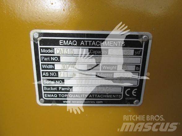 Emaq CAT 315 バケット