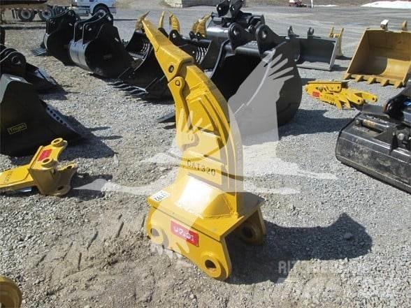 Emaq CAT320 スカリファイヤ