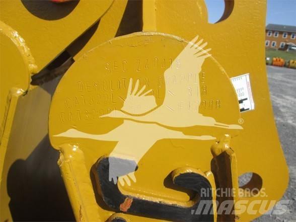SEC CAT 320 グラップル