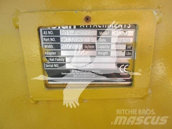 Teran CAT 320 バケット