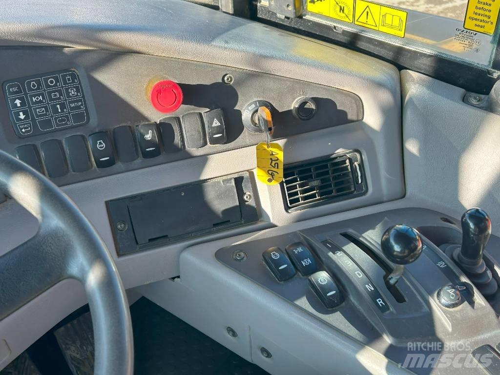 Volvo A 25 G アーティキュレート式ダンプトラック