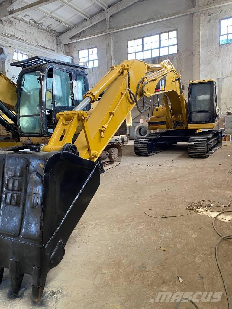 CAT 320 B 大型油圧ショベル12t以上（パワーショベル・ユンボ）