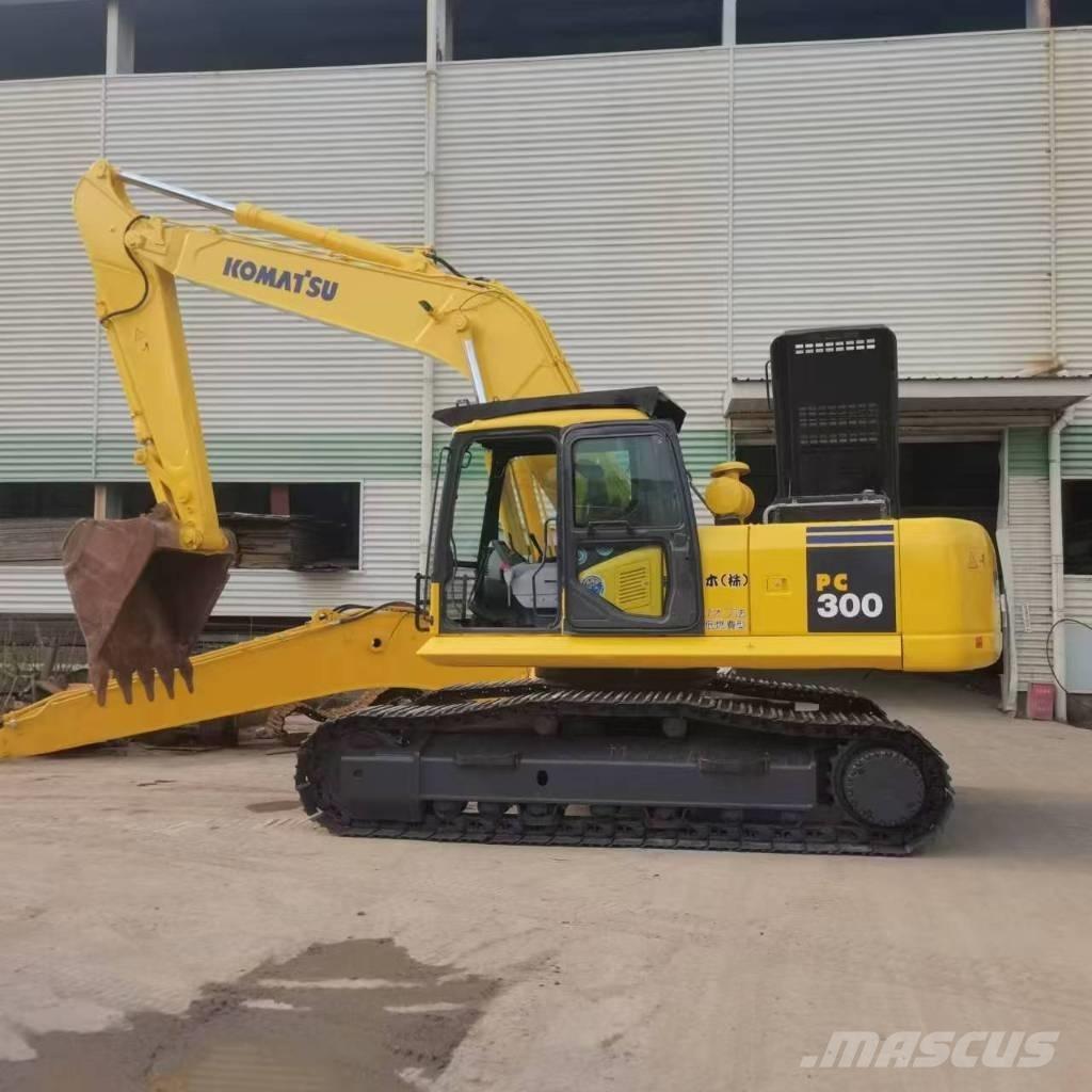 Komatsu PC 300-7 大型油圧ショベル12t以上（パワーショベル・ユンボ）