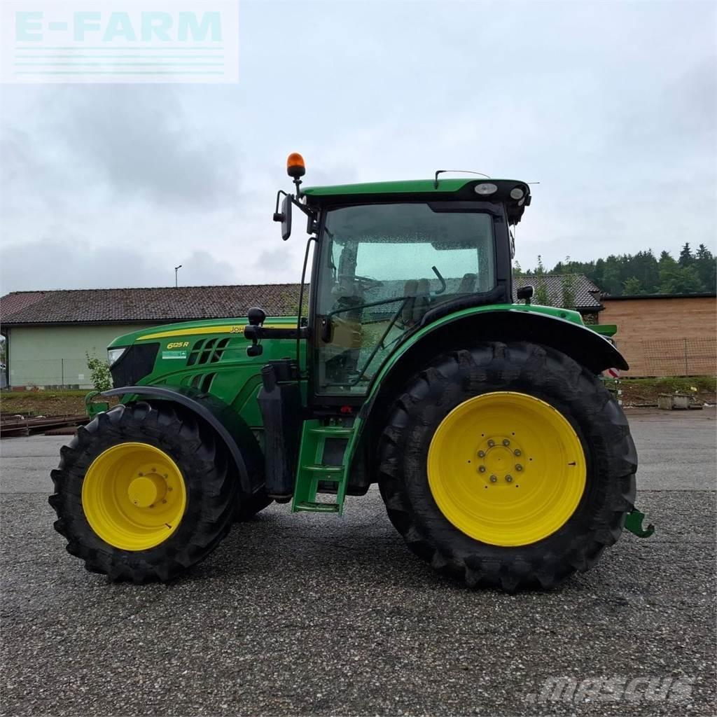 John Deere 6125 R トラクター