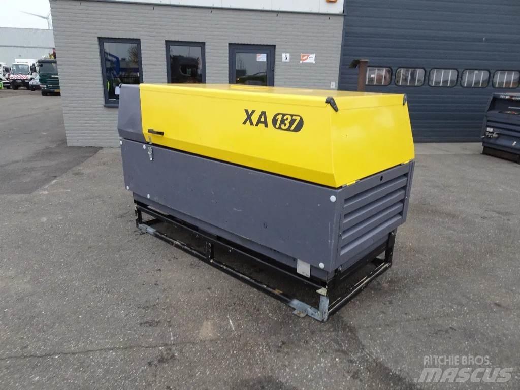 Atlas Copco XAS137 コンプレッサー