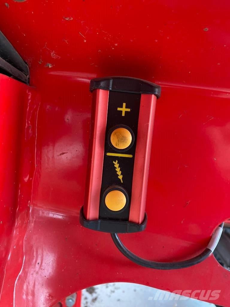 Väderstad FH 2200 ミネラル散布機