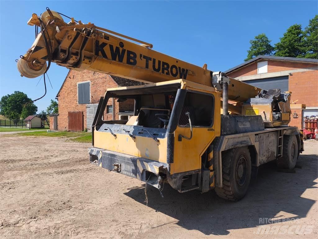 Liebherr LTM 1025 キャブ付きシャーシ