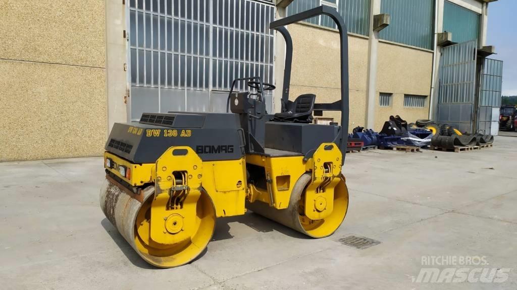 Bomag BW 138 AD タンデムローラ