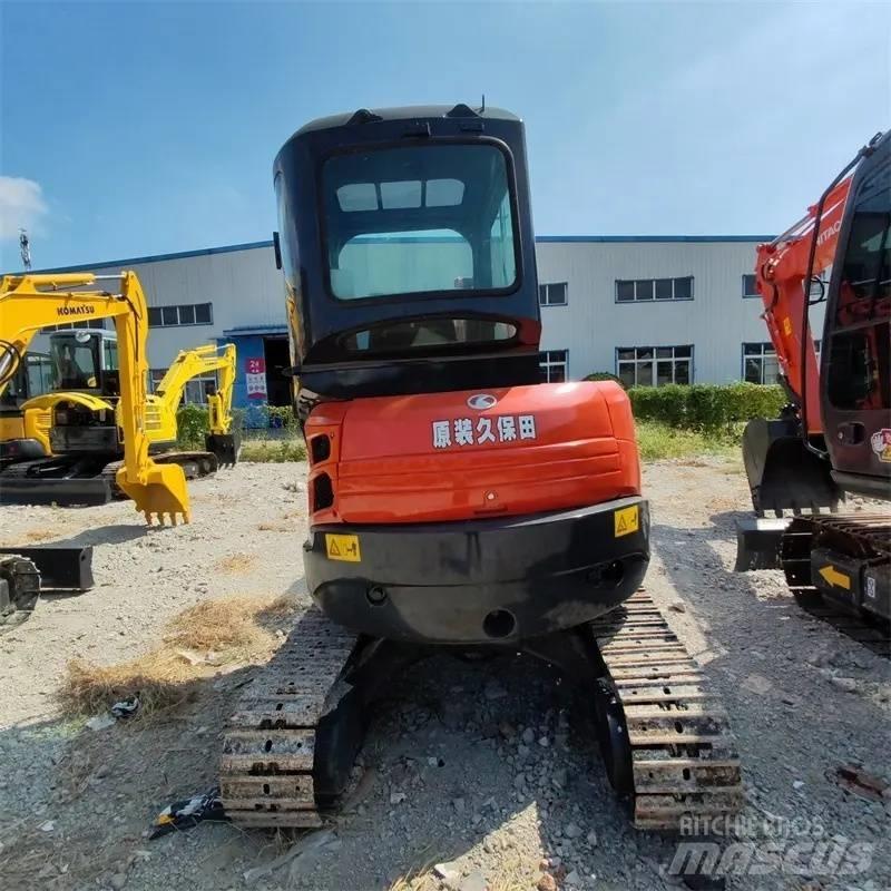 Kubota U 30 ミニ油圧ショベル 7t以下（ミニユンボ・ミニディガー）