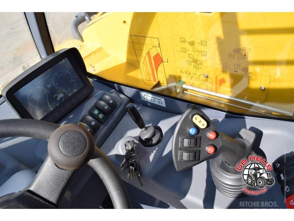 Eurotrac TH25.6 テレスコーピックハンドラー
