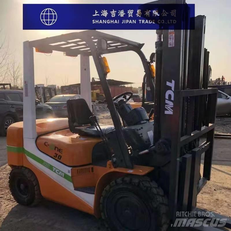 TCM FD 30 ディーゼル・軽油