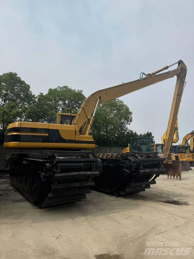 CAT 320B 水陸両用油圧ショベル、ユンボ