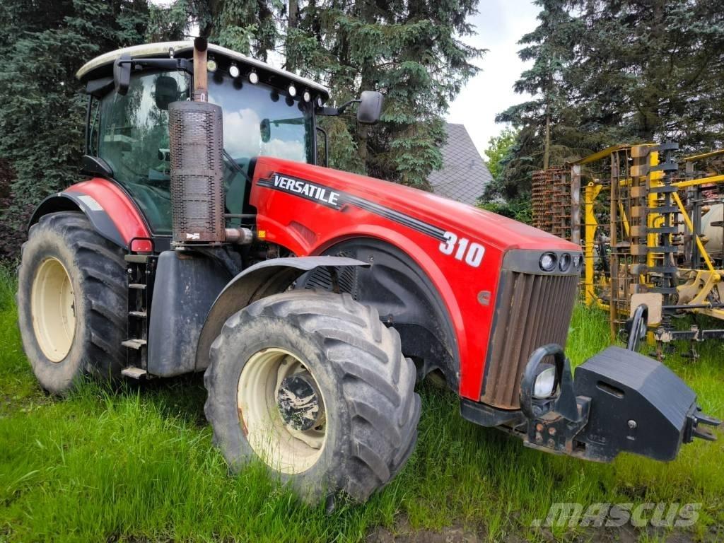 Versatile 310 トラクター