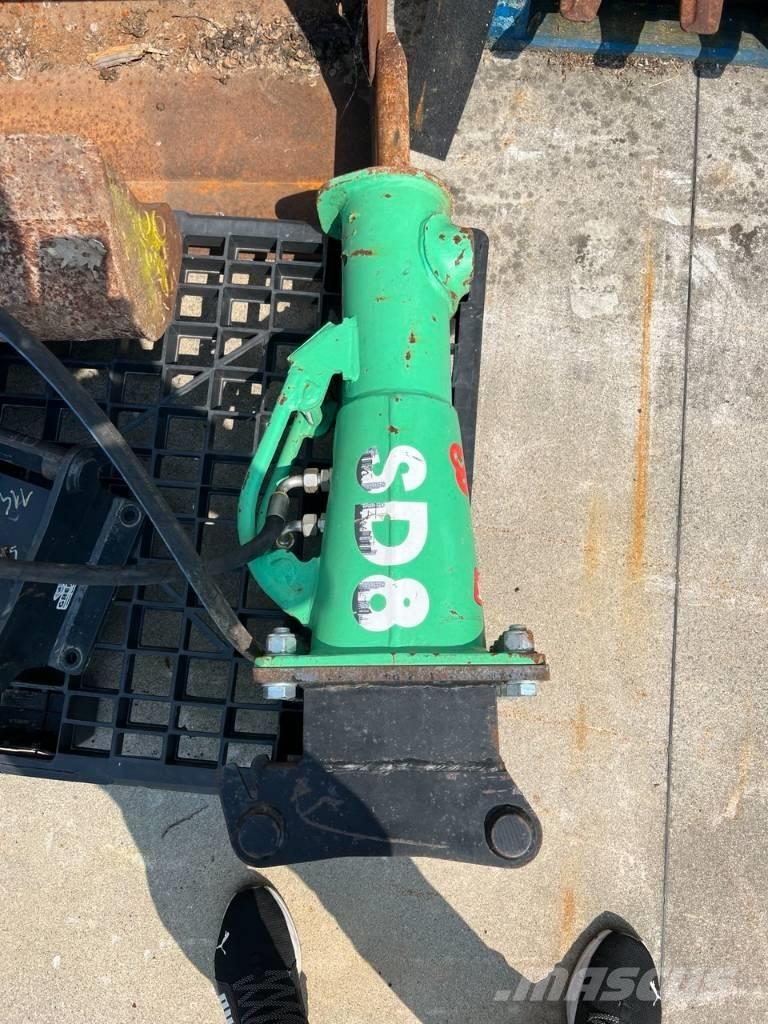 Montabert SD 8 クラッシャー/破砕機