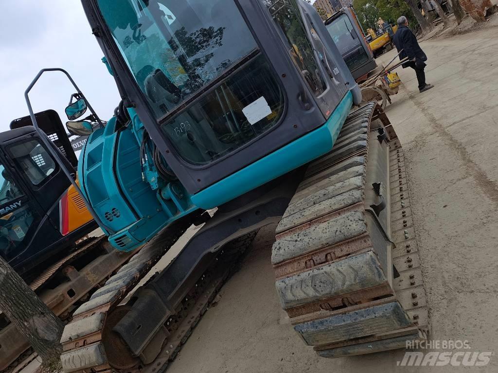 Kobelco SK 135 SR 大型油圧ショベル12t以上（パワーショベル・ユンボ）