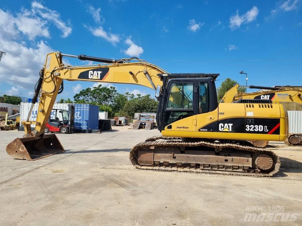 CAT 323 D L 大型油圧ショベル12t以上（パワーショベル・ユンボ）