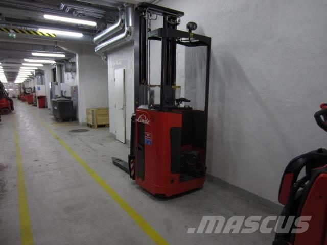 Linde L2000 自走式スタッカー