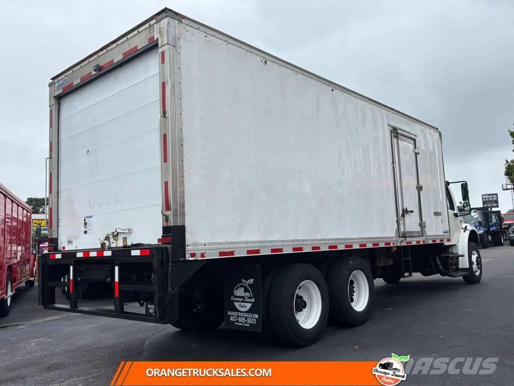 Freightliner M2 冷凍冷蔵車