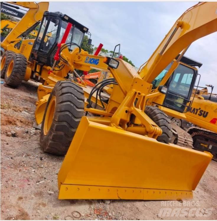 XCMG GR 215 モーターグレーダー