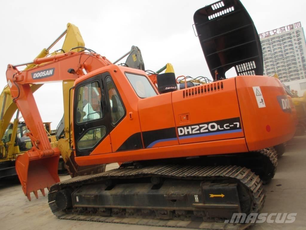 Doosan DH 220 LC-7 大型油圧ショベル12t以上（パワーショベル・ユンボ）