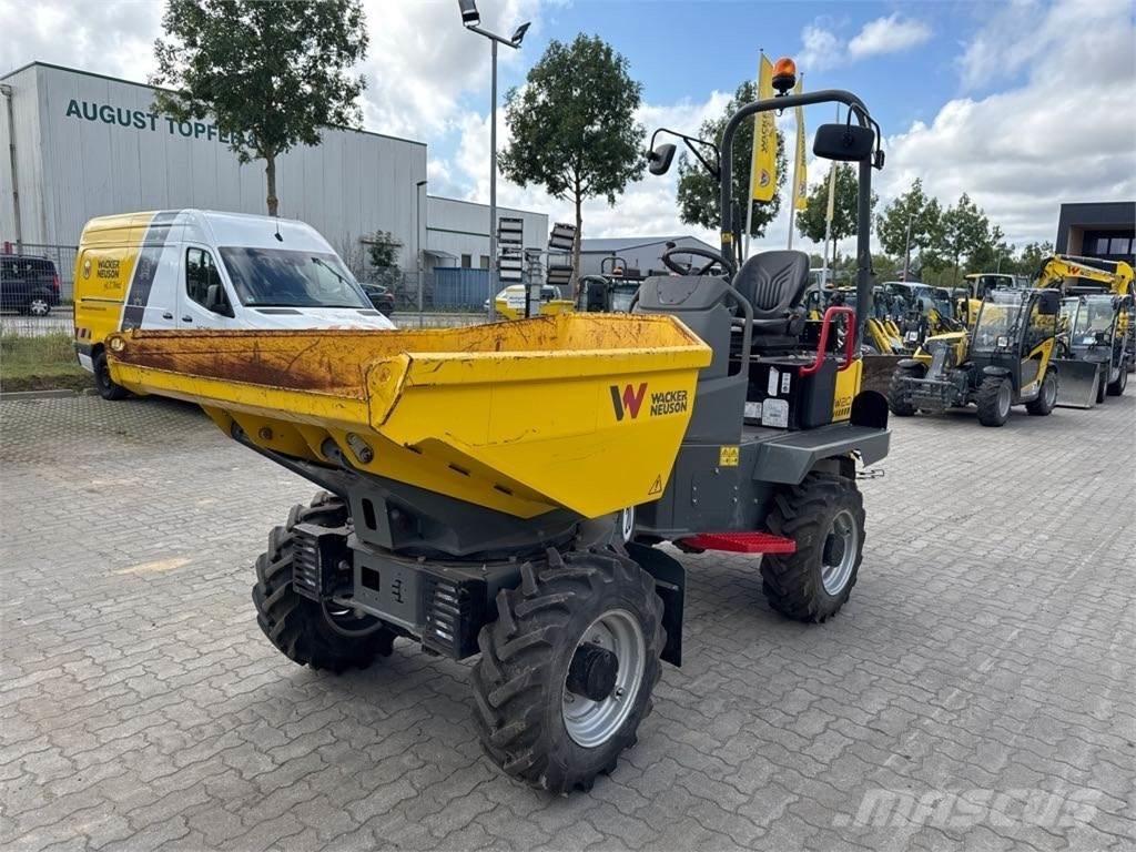 Wacker Neuson DW20 サイト　ダンプ
