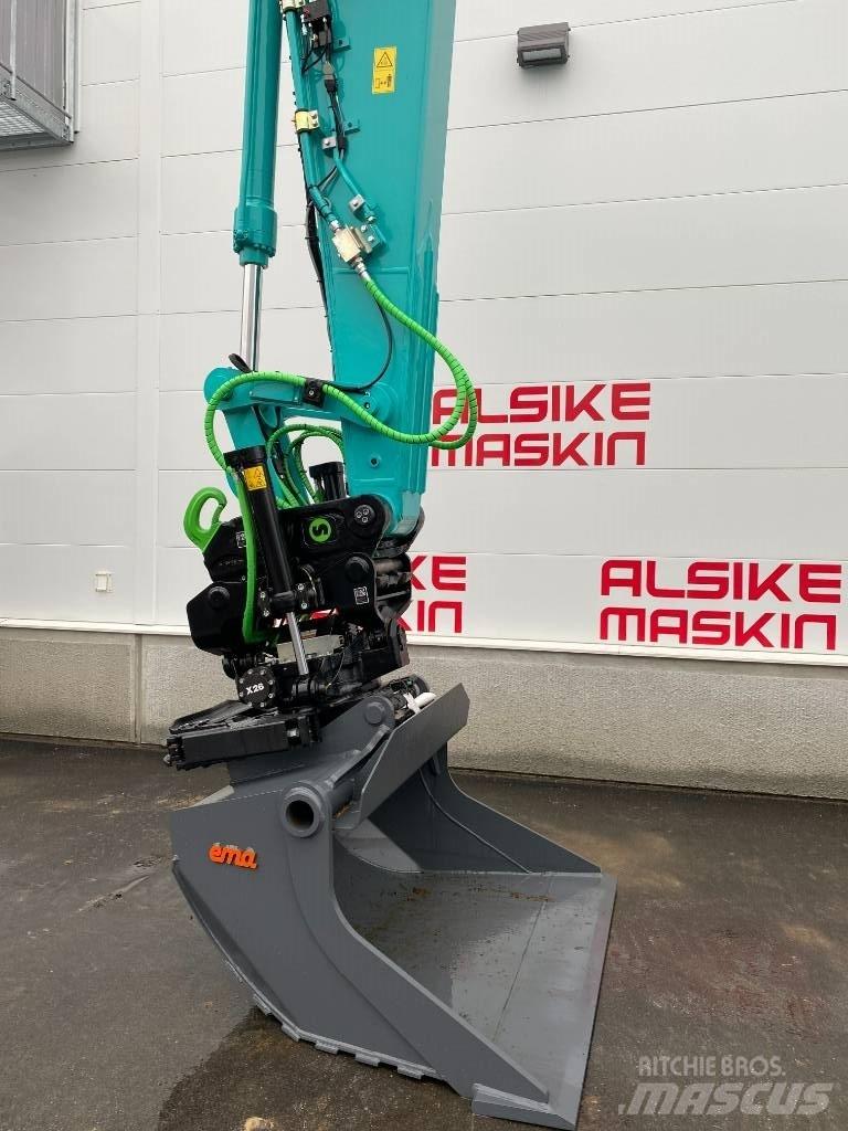 Kobelco SK 210 LC-11 大型油圧ショベル12t以上（パワーショベル・ユンボ）