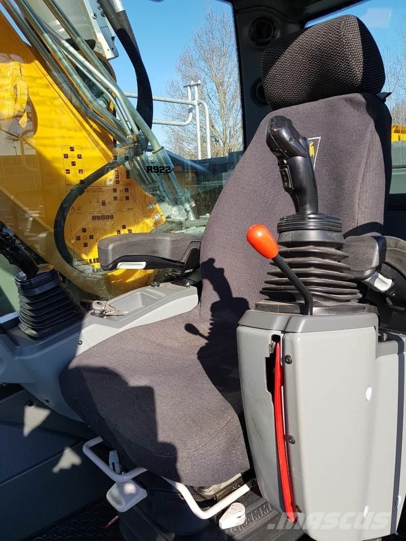 Liebherr R922 大型油圧ショベル12t以上（パワーショベル・ユンボ）