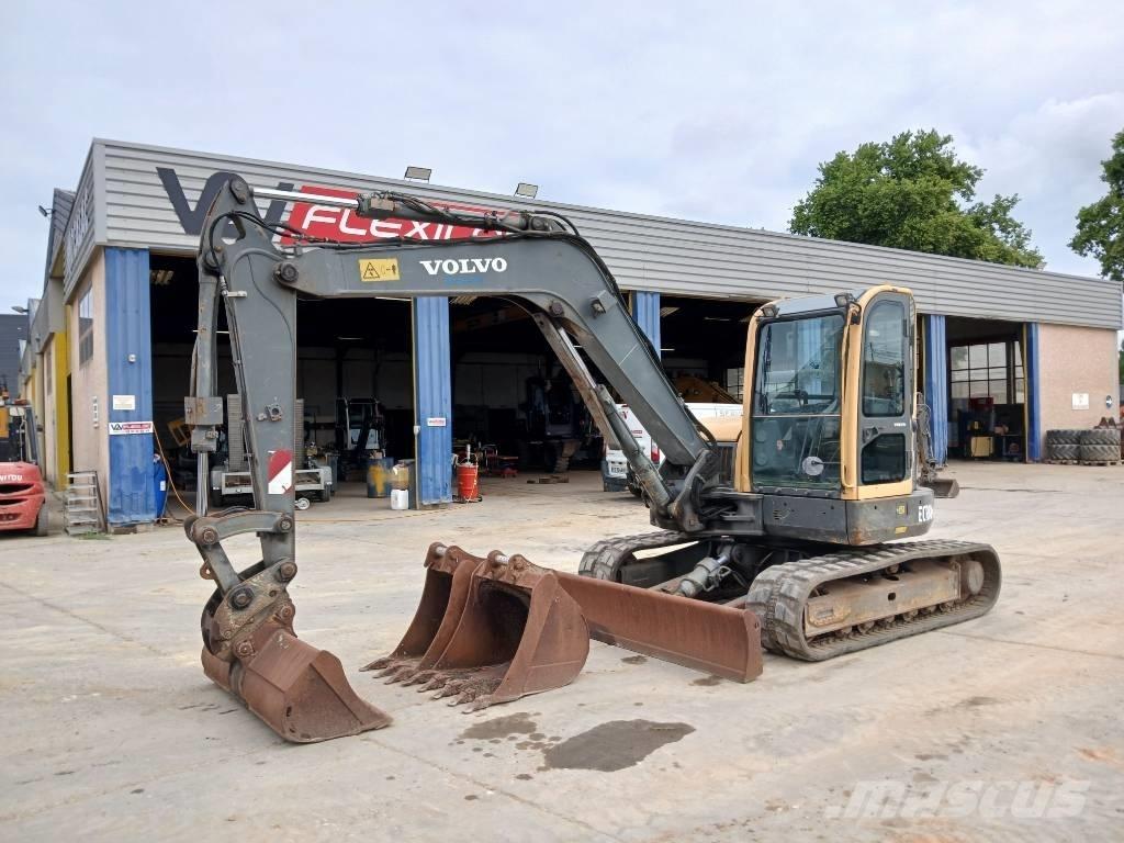 Volvo ECR 88 PLUS 中型油圧ショベル 7ｔ-12ｔ（ユンボ・パワーショベル・バックホー）
