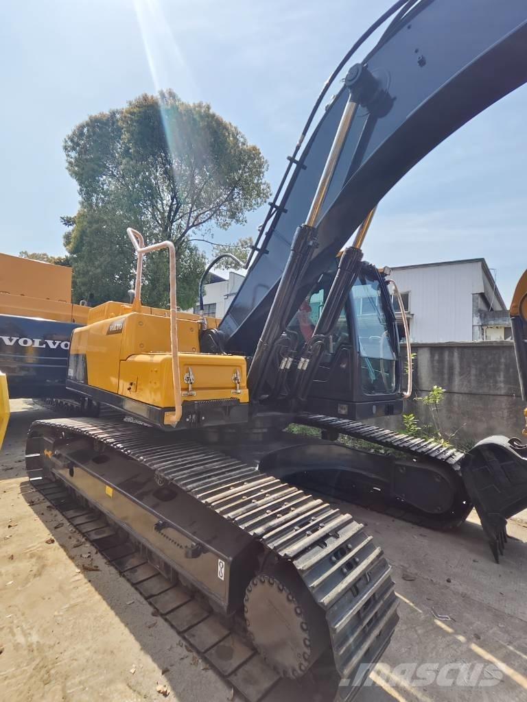 Volvo EC 250 D L 大型油圧ショベル12t以上（パワーショベル・ユンボ）