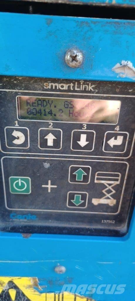 GENIE GS3246 シザースリフト