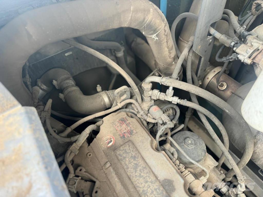 Fuchs MHL 375 S5 廃棄物／工業産廃処理機