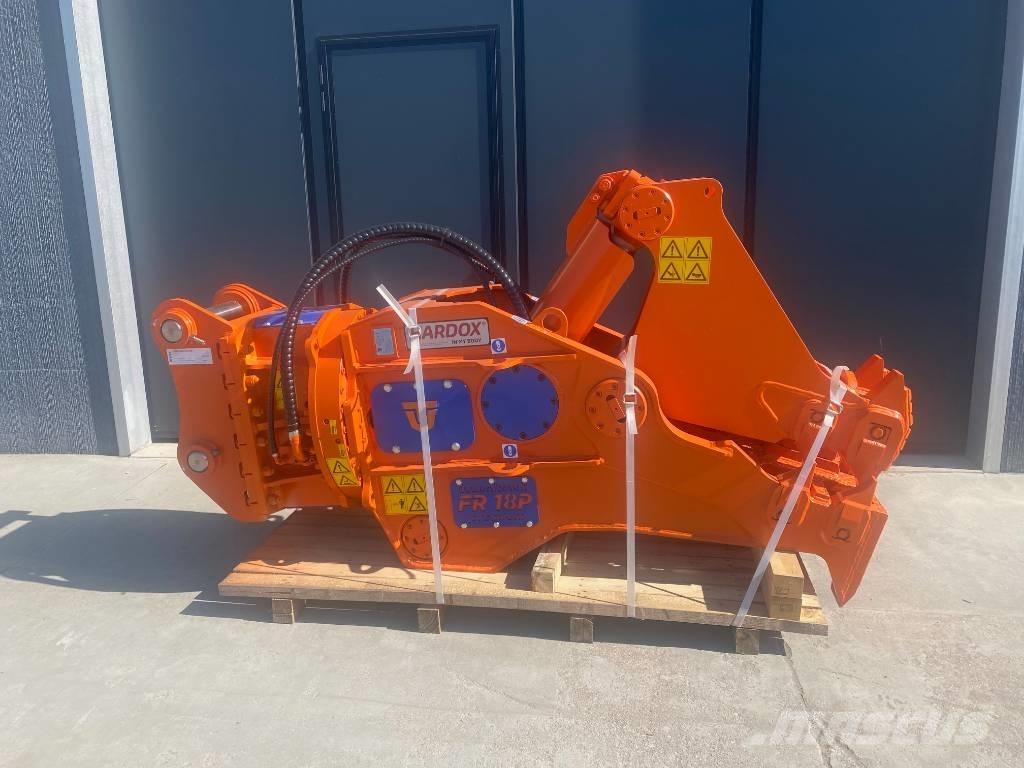 Trevibenne FR 18 P グラップル