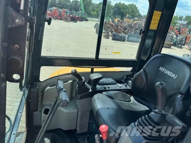 Hyundai R25Z-9 AK ミニ油圧ショベル 7t以下（ミニユンボ・ミニディガー）