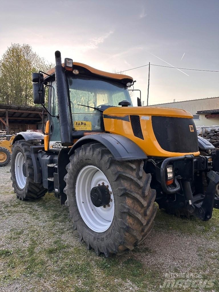 JCB Fastrac 3200 トラクター