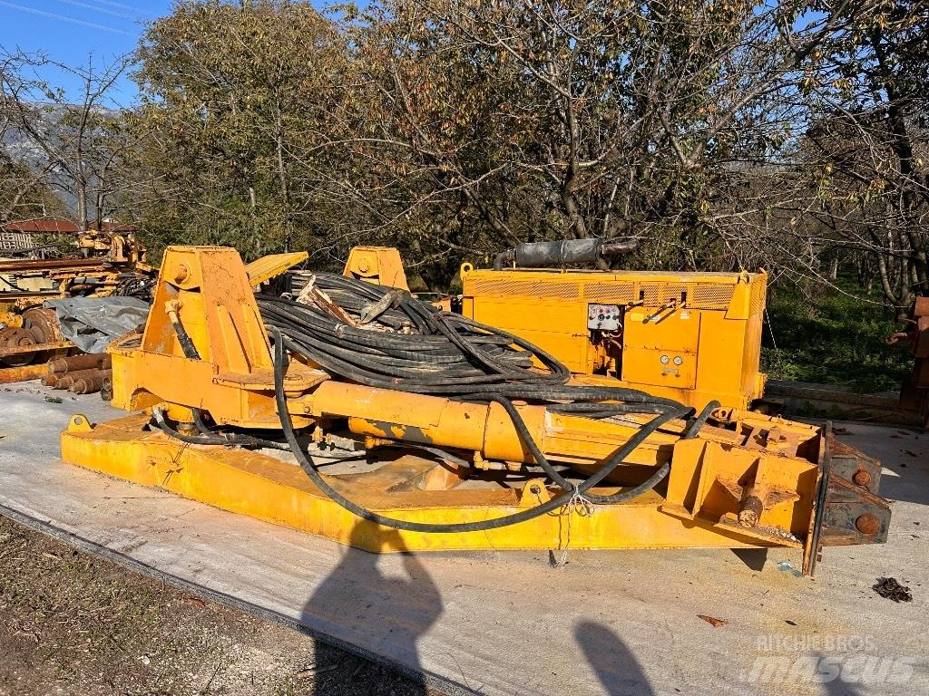 Bauer BV 1300 ケーシング発振器