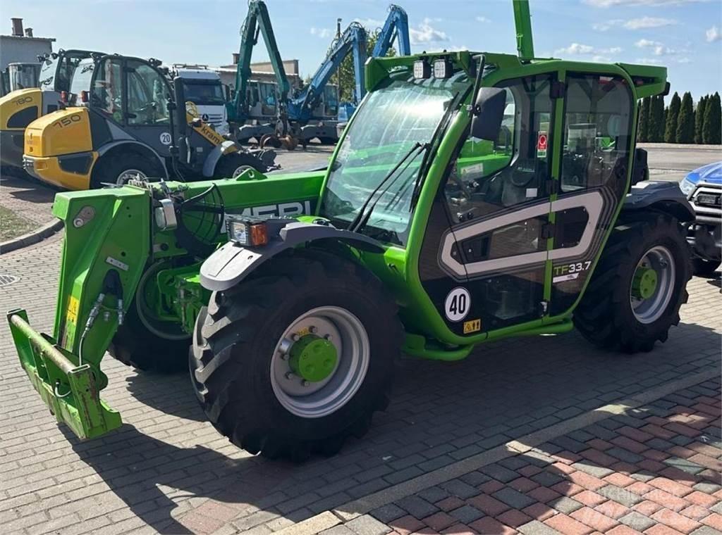 Merlo TF 33.7 ブームリフト　直伸型