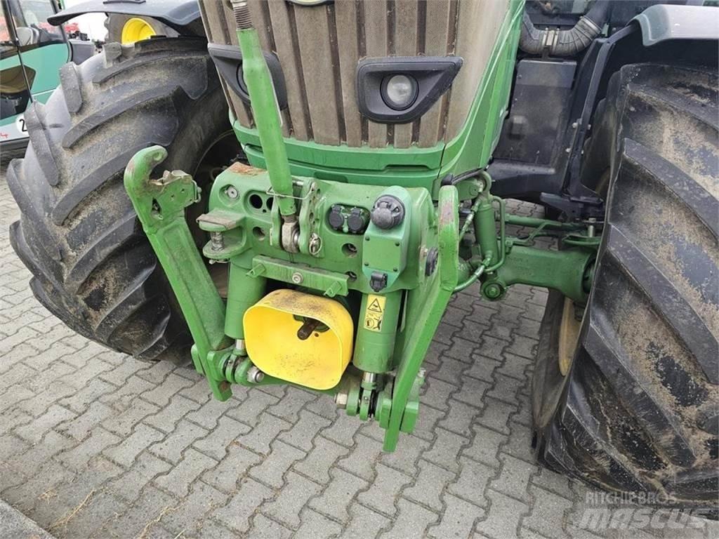John Deere 6250 R トラクター