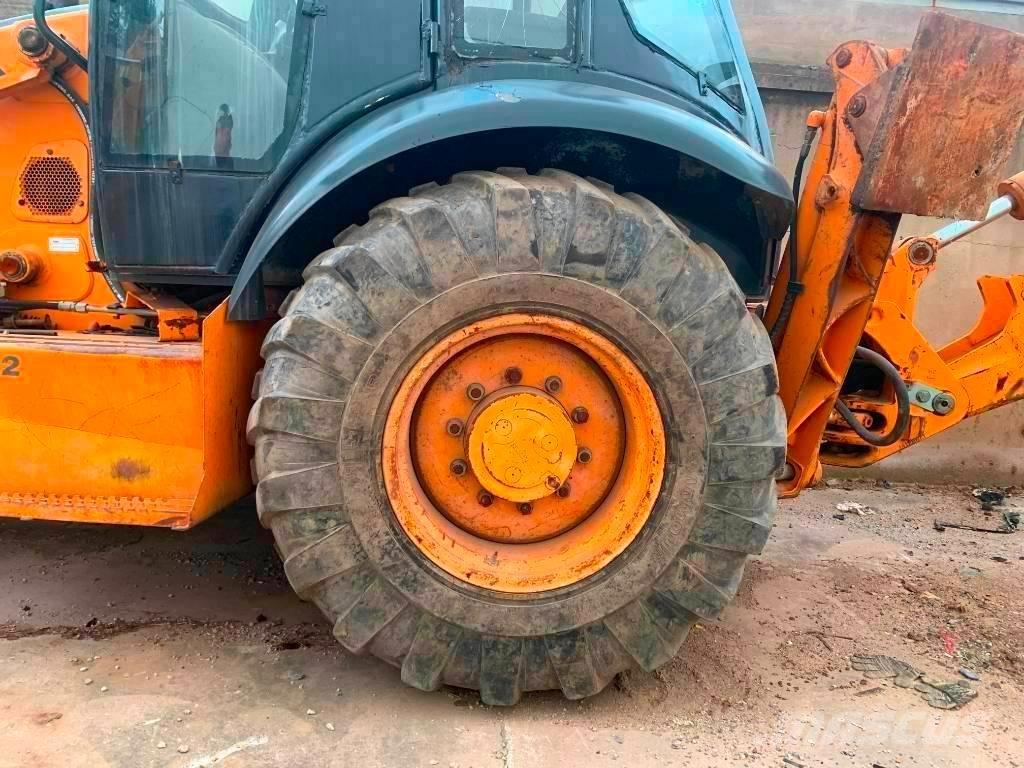 CASE 580 M バックホーローダー