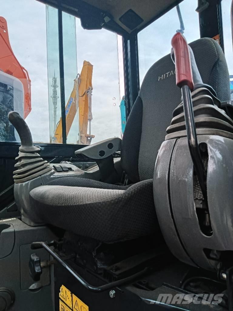 Hitachi ZX 55 大型油圧ショベル12t以上（パワーショベル・ユンボ）