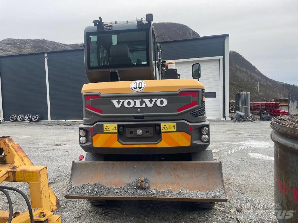 Volvo EW 60 ホイール式油圧ショベル（パワーショベル・ユンボ・バックホー）