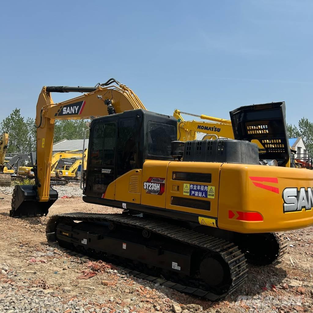  三一 235C 大型油圧ショベル12t以上（パワーショベル・ユンボ）