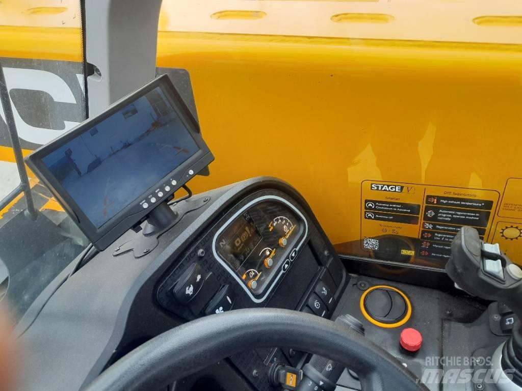 JCB 525-60 テレスコーピックハンドラー