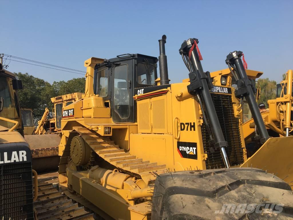 CAT D7H ブルドーザー