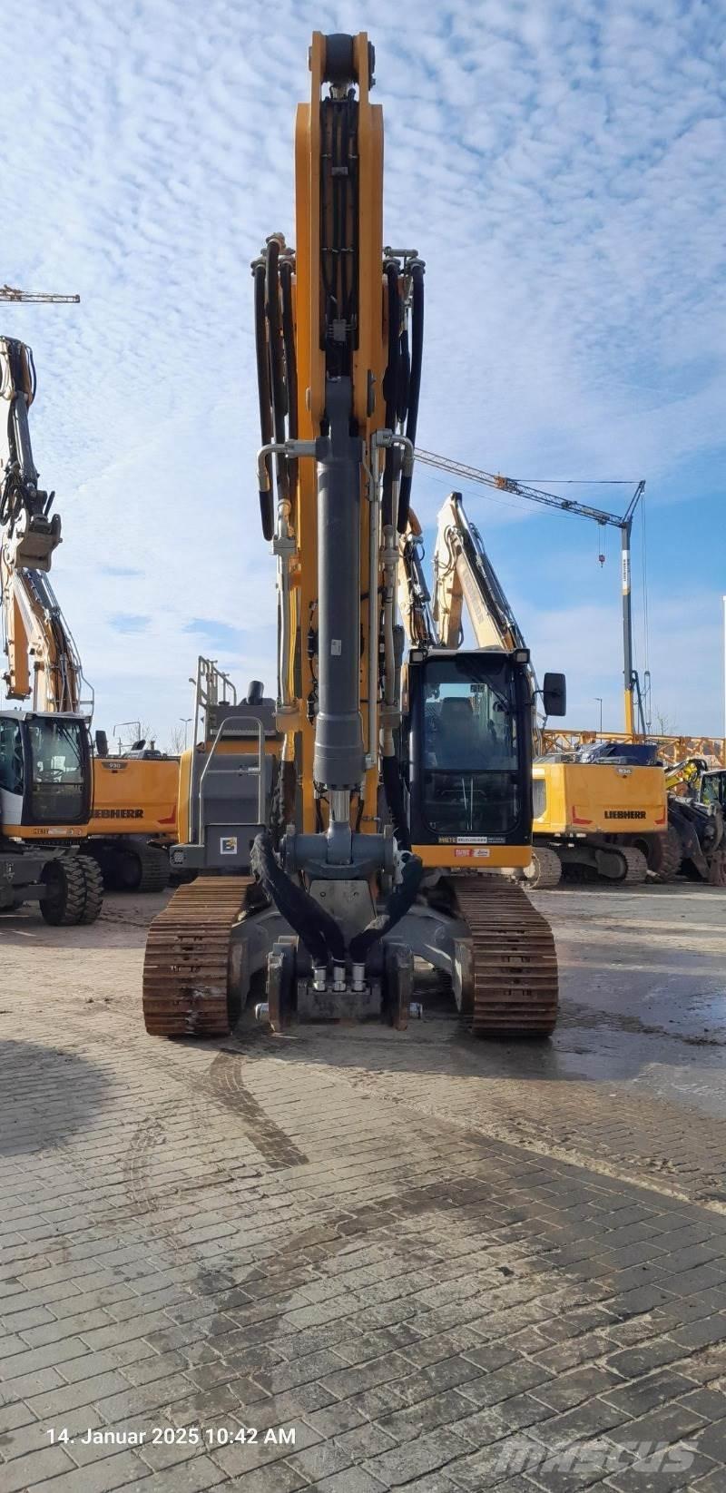 Liebherr R934 大型油圧ショベル12t以上（パワーショベル・ユンボ）