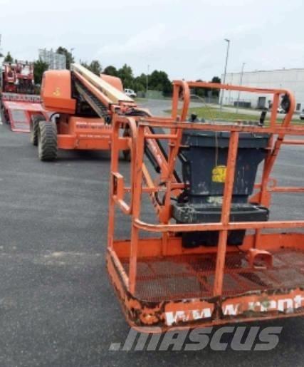 JLG 660 SJ ブームリフト　直伸型