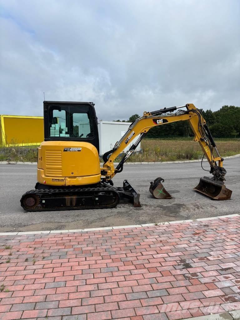 CAT 303.5E2 ミニ油圧ショベル 7t以下（ミニユンボ・ミニディガー）