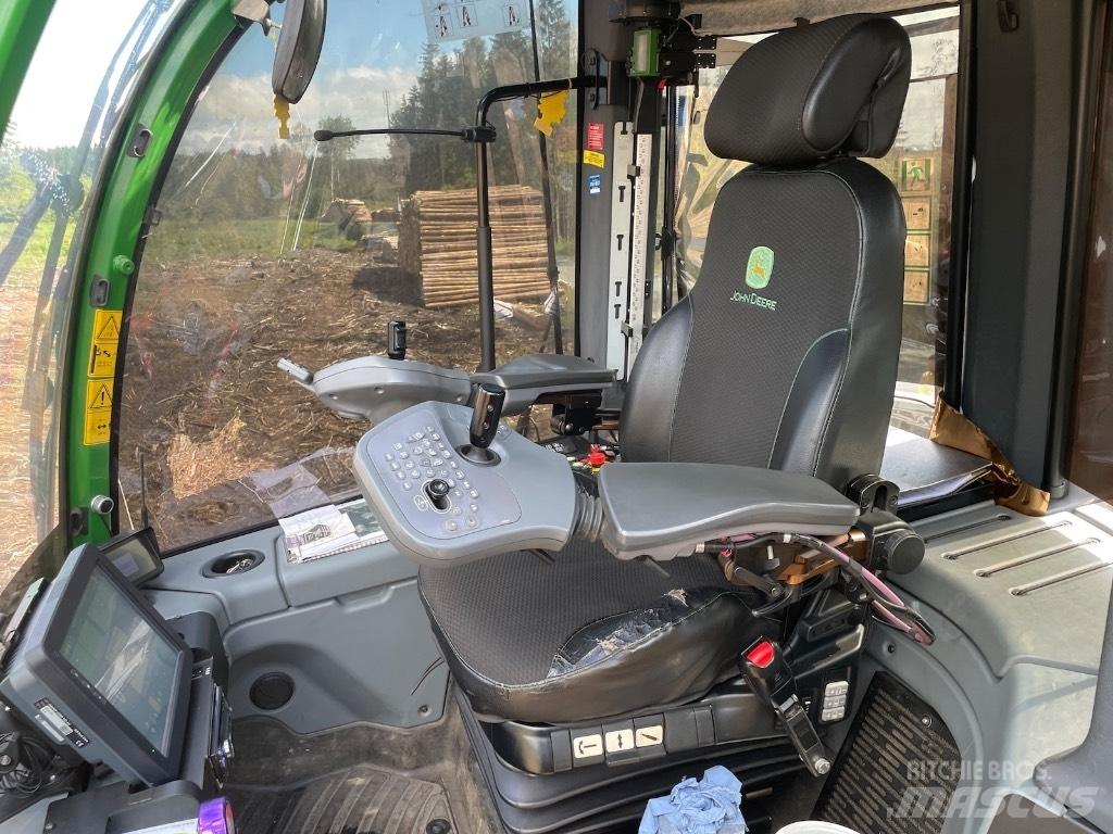 John Deere 1270 G ハーベスター