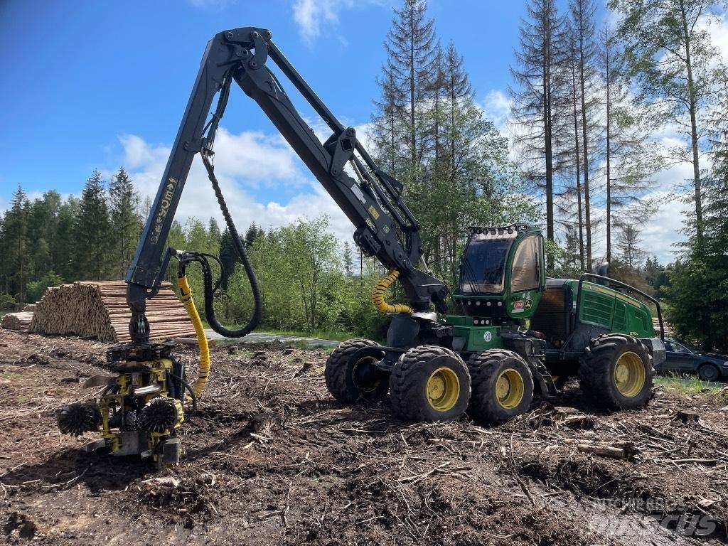 John Deere 1270 G ハーベスター
