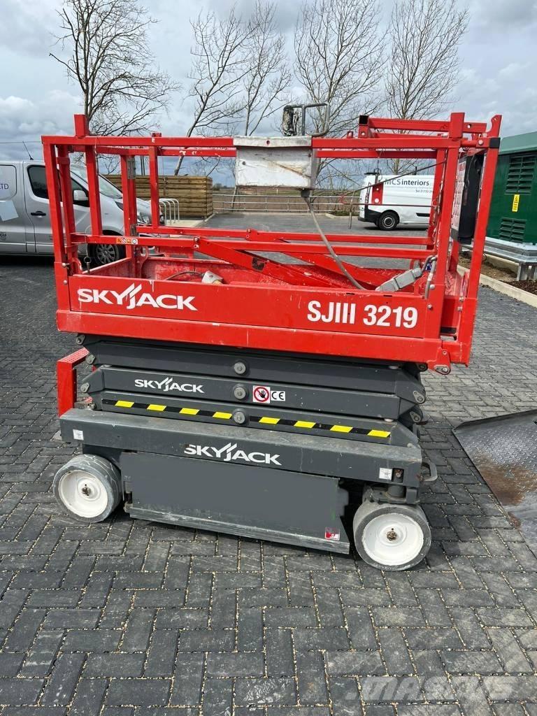 SkyJack SJ 3219 シザースリフト